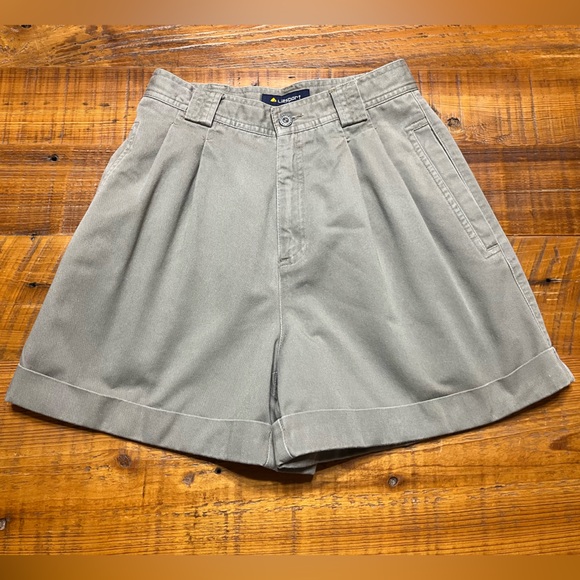 Vintage Lizsport High Waisted Pleated Dress Shorts, Size 4 - Picture 1 of 10